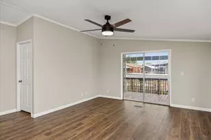 6518 Ashley Ct, Granbury, TX 76049 - Photo 17