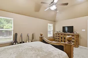 940 Elk Ridge Dr, Stephenville, TX 76401 - Photo 13