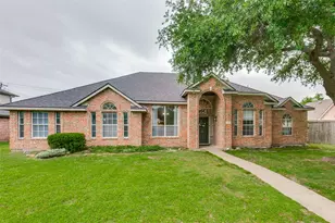 7305 Silverthorn Dr, Rowlett, TX 75089 - Photo 3