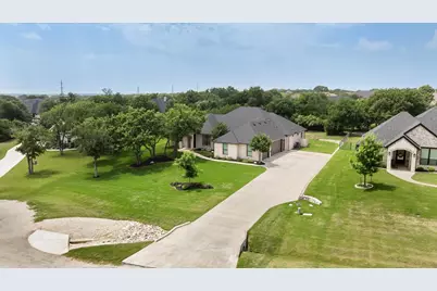4005 Legend Trail, Granbury, TX 76049 - Photo 39