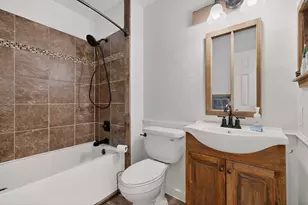 417 Creekmeadow Ln, Lewisville, TX 75067 - Photo 23