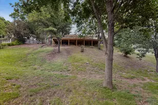 417 Creekmeadow Ln, Lewisville, TX 75067 - Photo 33