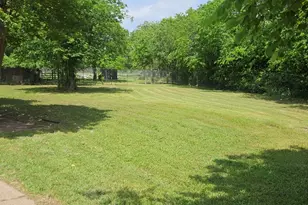 901 N Blanche St, Terrell, TX 75160 - Photo 3