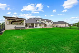 1300 E Scandinavian Ct, Granbury, TX 76048 - Photo 11