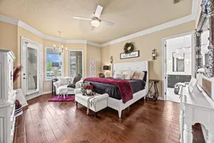 1300 E Scandinavian Ct, Granbury, TX 76048 - Photo 31
