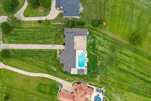 1300 E Scandinavian Ct, Granbury, TX 76048 - Photo 5