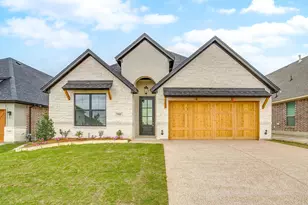 7286 Velvetleaf, Benbrook, TX 76126 - Photo 1