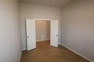 13084 Limestone St, Providence Village, TX 76227 - Photo 11