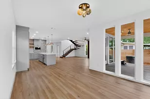 514 S Marlborough Ave, Dallas, TX 75208 - Photo 11
