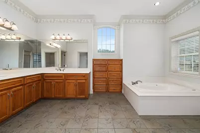 1513 Canyon Oaks Drive, Irving, TX 75061 - Photo 23