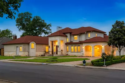 1513 Canyon Oaks Drive, Irving, TX 75061 - Photo 1