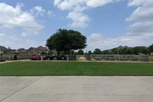 209 Meadows Dr, Argyle, TX 76226 - Photo 29
