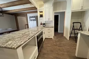 1234 Sylvan Dr, Abilene, TX 79605 - Photo 9