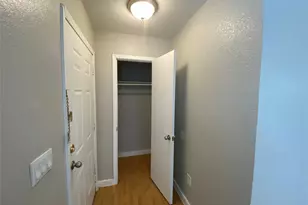701 W Sycamore St, Denton, TX 76201 - Photo 5