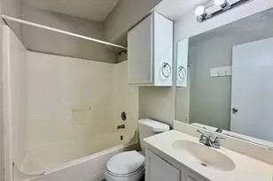 701 W Sycamore St, Denton, TX 76201 - Photo 9