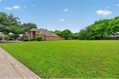 2628 Torrey Pines Drive, Fort Worth, TX 76109 - Photo 9