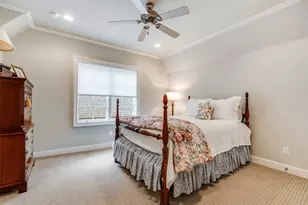 32 Fawn Wood Dr, Dallas, TX 75248 - Photo 19