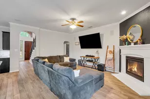 3233 Burgundy Ln, Midlothian, TX 76065 - Photo 7