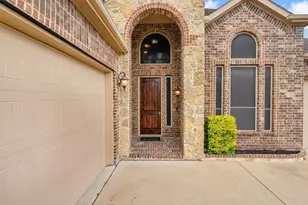 3233 Burgundy Ln, Midlothian, TX 76065 - Photo 3
