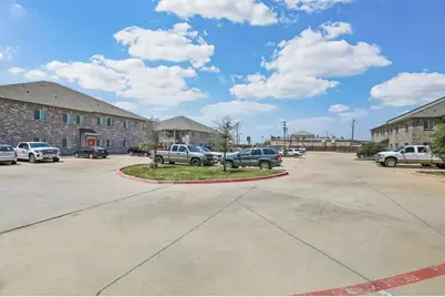 508 E Hazelwood Street, Princeton, TX 75407 - Photo 3