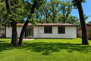 6424 Truman Dr, Fort Worth, TX 76112 - Photo 15