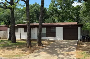 6424 Truman Dr, Fort Worth, TX 76112 - Photo 1