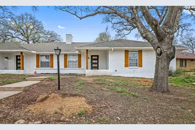 3522 Shady Valley Drive, Pantego, TX 76013 - Photo 3
