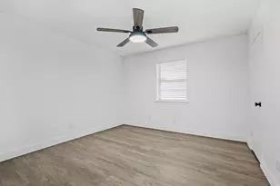 3522 Shady Valley Dr, Pantego, TX 76013 - Photo 13