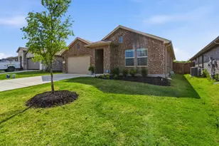 549 Derby Ln, Springtown, TX 76082 - Photo 3