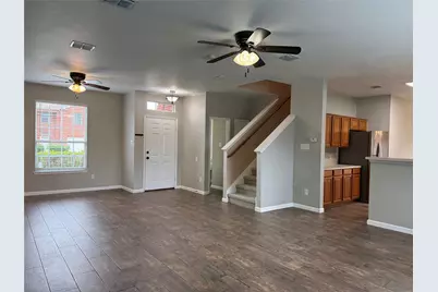 909 Carthage Way, Arlington, TX 76017 - Photo 5