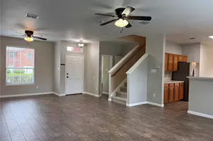 909 Carthage Way, Arlington, TX 76017 - Photo 5