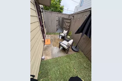 2403 Wild Cherry Way, Dallas, TX 75206 - Photo 15