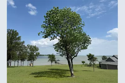 401 Meandering Way, Corsicana, TX 75109 - Photo 21