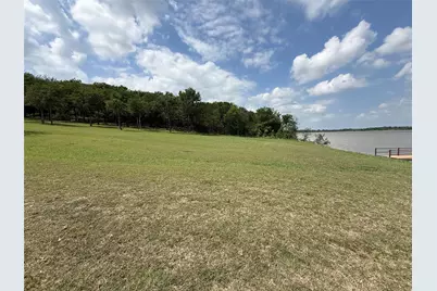 401 Meandering Way, Corsicana, TX 75109 - Photo 27