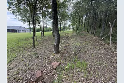 401 Meandering Way, Corsicana, TX 75109 - Photo 15