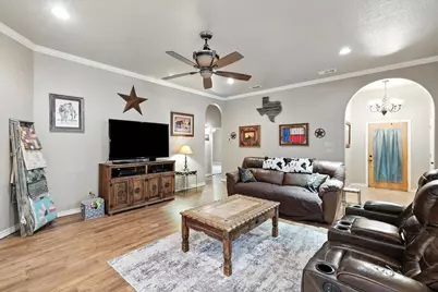 8424 Marianna Way, Alvarado, TX 76009 - Photo 5