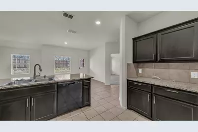 6948 Freeboard Way, Fort Worth, TX 76179 - Photo 9
