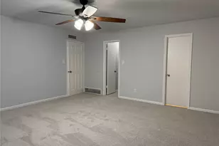 7002 Forestview Dr, Arlington, TX 76016 - Photo 21