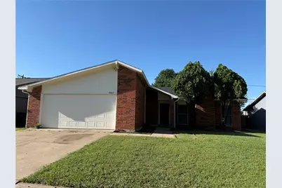 7002 Forestview Drive, Arlington, TX 76016 - Photo 1