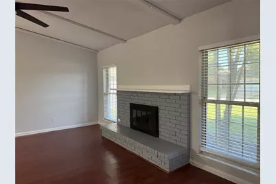 7002 Forestview Drive, Arlington, TX 76016 - Photo 3