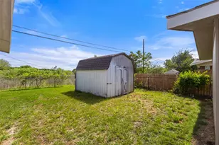 205 April St, Bowie, TX 76230 - Photo 27