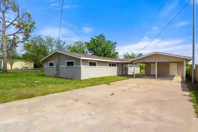 205 April Street, Bowie, TX 76230 - Photo 1