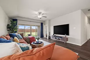 2110 Colt Ct, Seagoville, TX 75159 - Photo 3