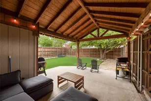 1310 Newport Dr, Carrollton, TX 75006 - Photo 33