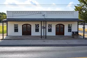 201 N Main St, Maypearl, TX 76064 - Photo 1