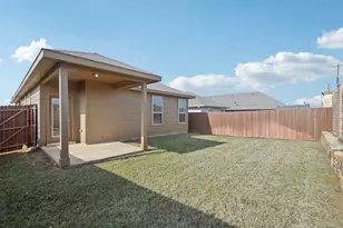 713 Presidio St, Aubrey, TX 76227 - Photo 37