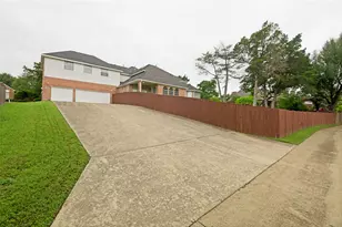 1119 Shallow Bend Dr, DeSoto, TX 75115 - Photo 35