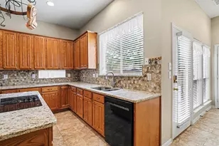 1304 Pheasant Run, Crowley, TX 76036 - Photo 11