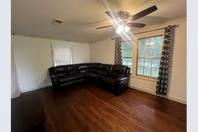 319 Ridgecrest Court, Azle, TX 76020 - Photo 5