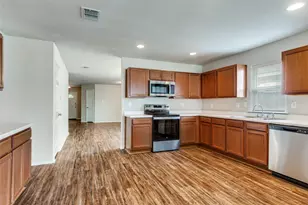 321 Silver Lake Trail, Fort Worth, TX 76140 - Photo 11
